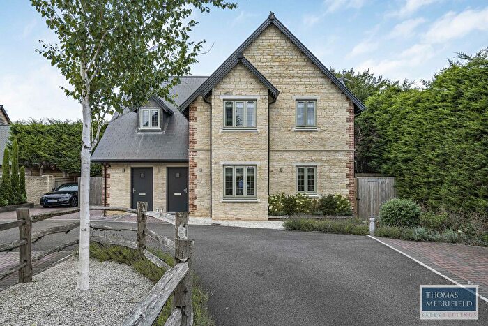 2 Bedroom Flat For Sale In Oxford Close, Kingston Bagpuize, OX13