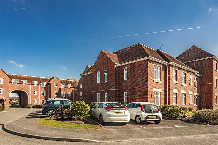 3 Bedroom Flat To Rent In Walter Bigg Way, Wallingford, OX10