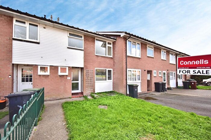 3 Bedroom Terraced House For Sale In Simpson Road, Snodland, ME6
