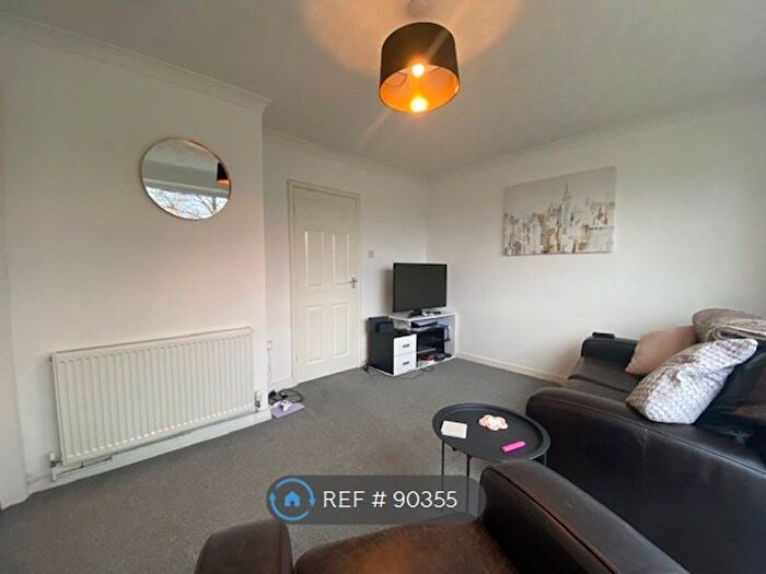 2 Bedroom Flat To Rent In Ravendale Drive, Lincoln, LN2