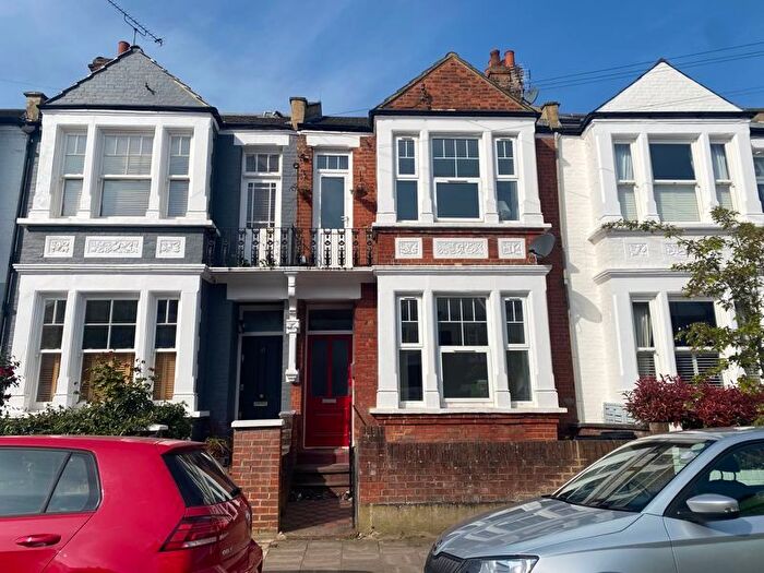 1 Bedroom Flat To Rent In Mexfield Road, London, SW15