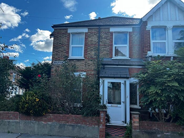 1 Bedroom Flat To Rent In Balfour Road, London, SE25