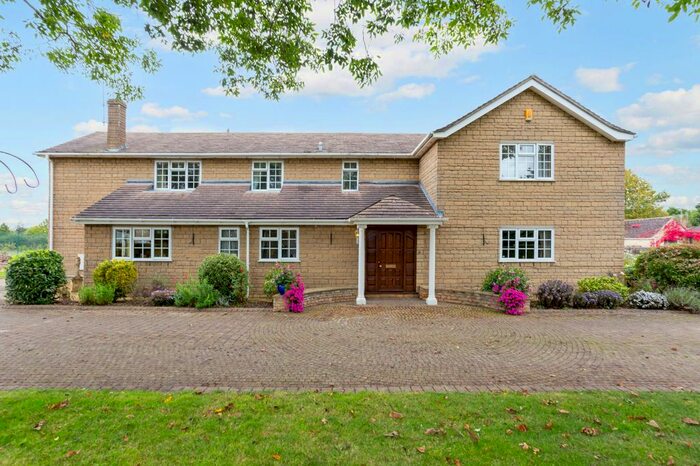 4 Bedroom Detached House For Sale In West End Road, Maxey, Market Deeping, Cambridgeshire, PE6