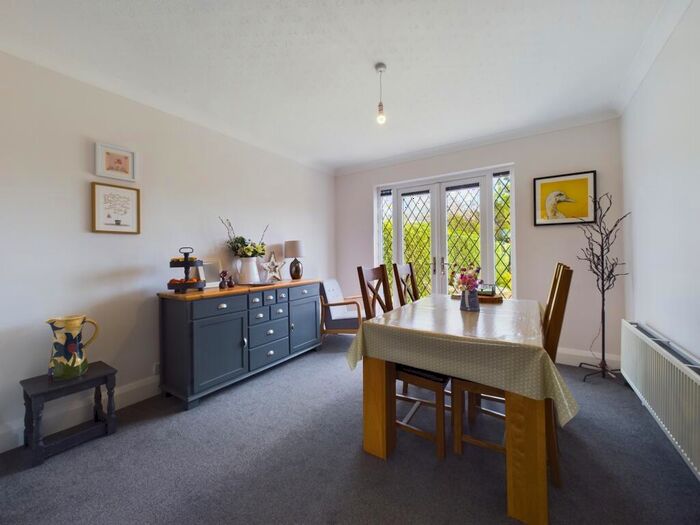 3 Bedroom SemiDetached House For Sale In Chellaston Road, Derby