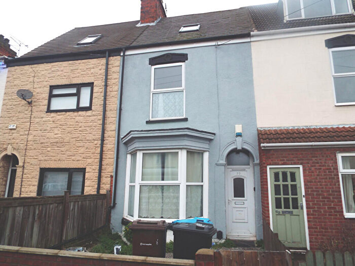 4 Bedroom Terraced House For Sale In Alexandra Road, HU5