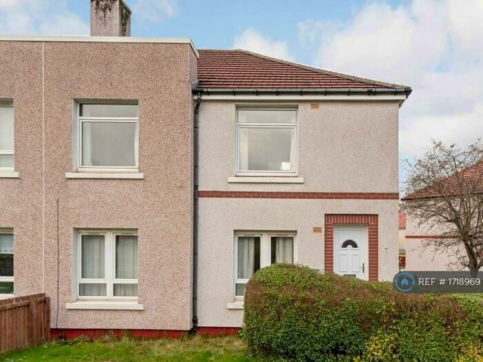 2 Bedroom Flat To Rent In Househillwood Crescent, Glasgow, G53