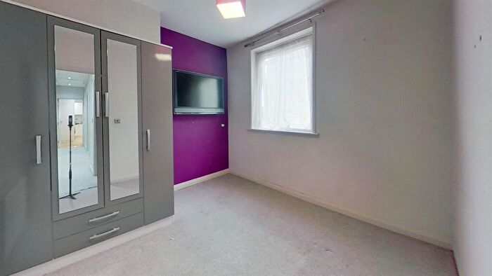 2 Bedroom Flat To Rent In Twyford Avenue, Portsmouth, PO2