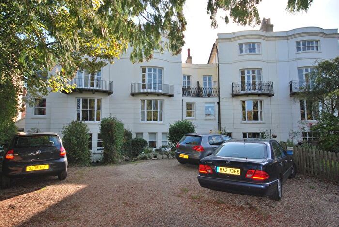 3 Bedroom Maisonette To Rent In Grove Hill Gardens, Tunbridge Wells, TN1