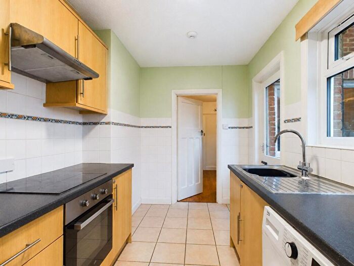3 Bedroom Terraced House To Rent In Murray Avenue, Newhaven, BN9