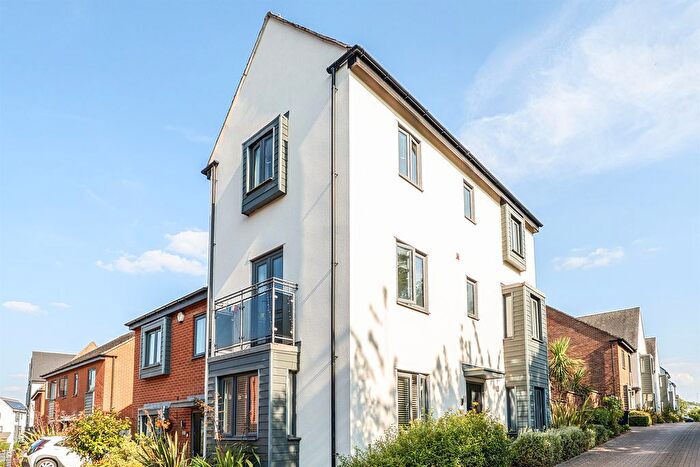 4 Bedroom Link Detached House For Sale In Turold Mews, Telford, TF3