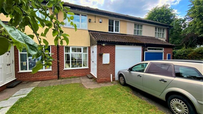 3 Bedroom Property To Rent In Odell Place, Edgbaston, Birmingham, B5