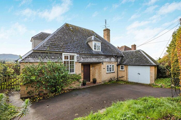 3 Bedroom Detached House For Sale In Browns Lane, Stonehouse, Gloucestershire, GL10