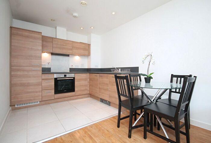 1 Bedroom Flat To Rent In Zenith Building, Commercial Road, Limehouse, E14