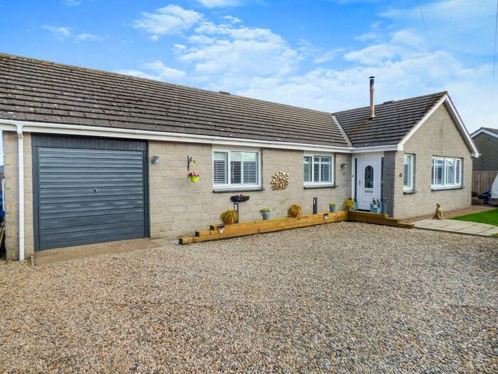 3 Bedroom Bungalow For Sale In Grange Park, Rennington, Alnwick, NE66