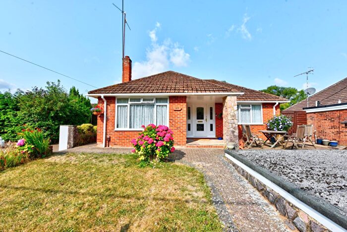 3 Bedroom Detached Bungalow To Rent In Marlow Bottom, Marlow Bottom, SL7