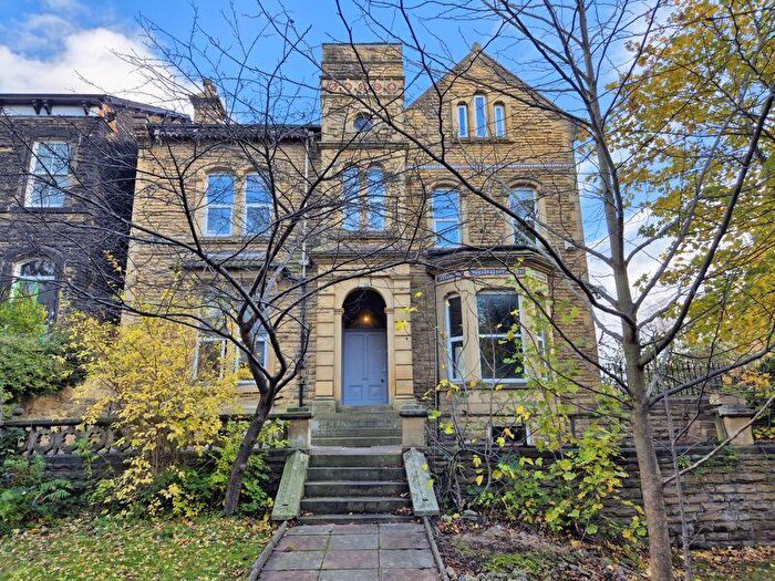 16 Bedroom Flat For Sale In Ashwood Villas, Leeds, LS6