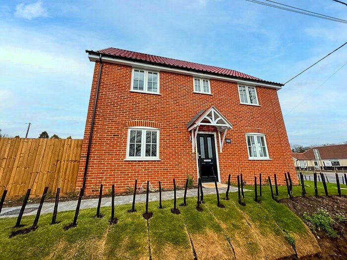 3 Bedroom Detached House For Sale In Folly Lane, Copdock, Ipswich, Suffolk, IP8