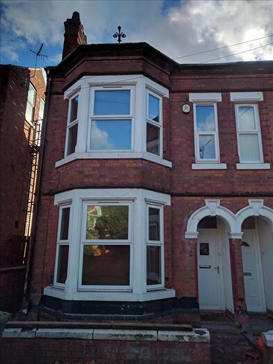 6 Bedroom Terraced House To Rent In Arthur Avenue: Bed Student House, NG7