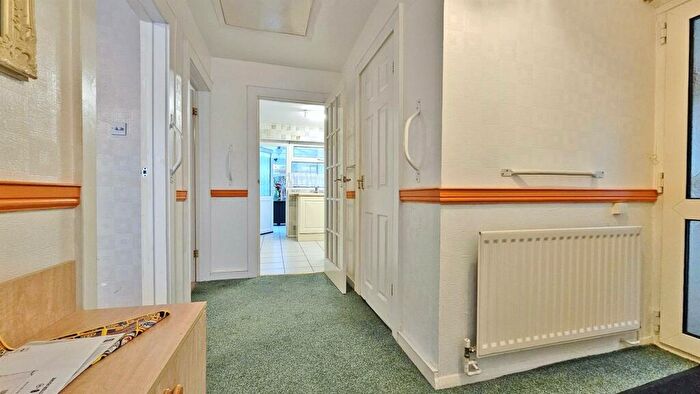 2 Bedroom Detached Bungalow For Sale In Sadlers Close, Kirby Cross, CO13
