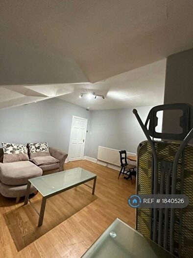 1 Bedroom Flat To Rent In St. Andrews Road South, Lytham St. Annes, FY8