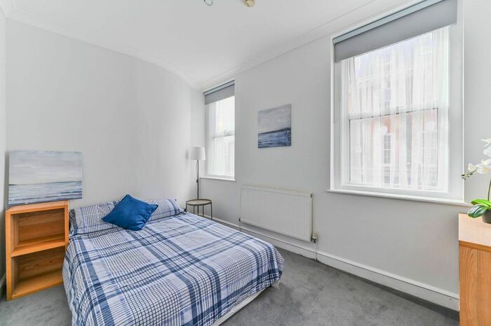 2 Bedroom Flat For Sale In London Road, Norbury, London, SW16