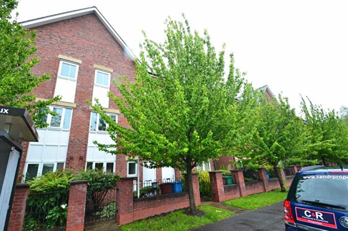 4 Bedroom Terraced House To Rent In Chorlton Road, Manchester, Hulme, M15