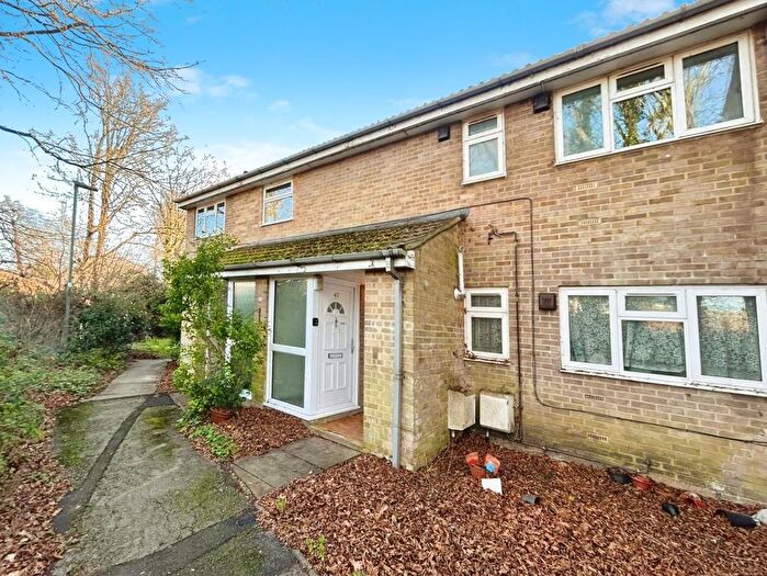 1 Bedroom Maisonette For Sale In Cherbury Close, Bracknell, Berkshire, RG12