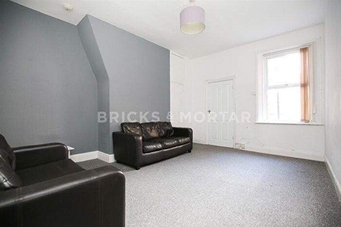 2 Bedroom Flat For Sale In Kingsley Terrace, Fenham, NE4