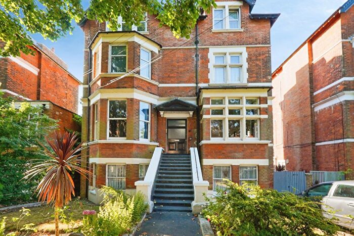2 Bedroom Flat For Sale In Bouverie Road West, Folkestone, Kent, CT20