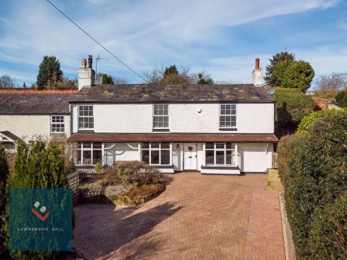 4 Bedroom Semi-Detached House For Sale In Brookside, Kingsley, WA6