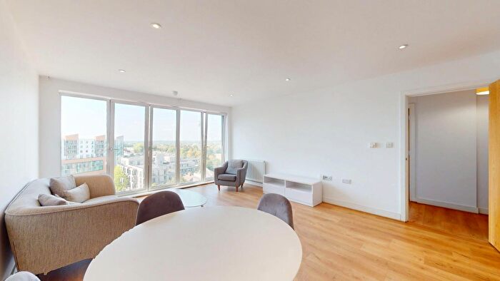 2 Bedroom Flat To Rent In Headstone Road, Harrow, HA1