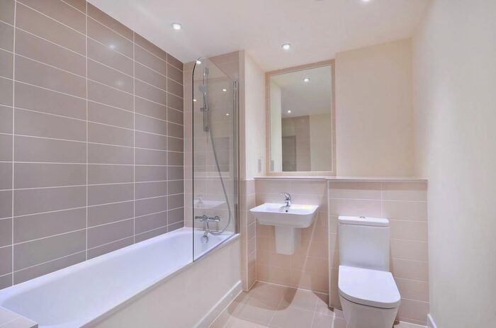 1 Bedroom Flat To Rent In Eric Street, Mile End, London, E3