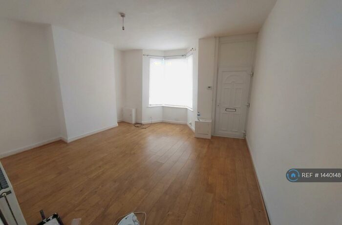 2 Bedroom Terraced House To Rent In Imrie Street, Walton, L4