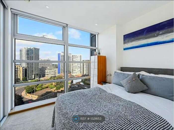 1 Bedroom Flat To Rent In Pioneer Point North Tower, Ilford IG1