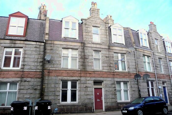 3 Bedroom Flat To Rent In E Wallfield Place, Aberdeen, AB25