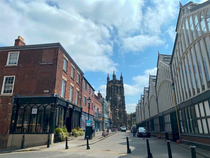 2 Bedroom Apartment To Rent In Castle Yard, Stockport, SK1