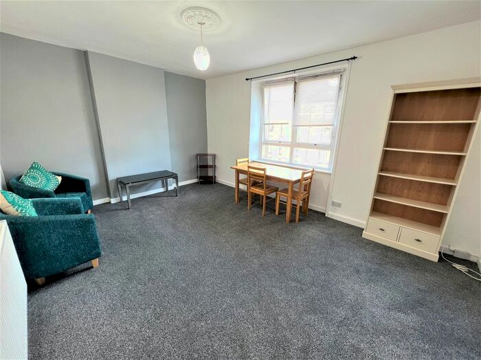 1 Bedroom Flat To Rent In Hollybrook Street, Glasgow, G42