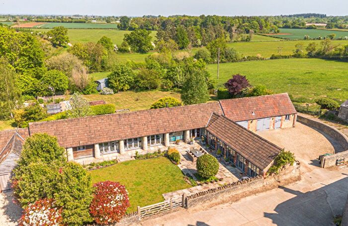 4 Bedroom Barn Conversion For Sale In Easton Piercy, Kington St. Michael, Chippenham, SN14