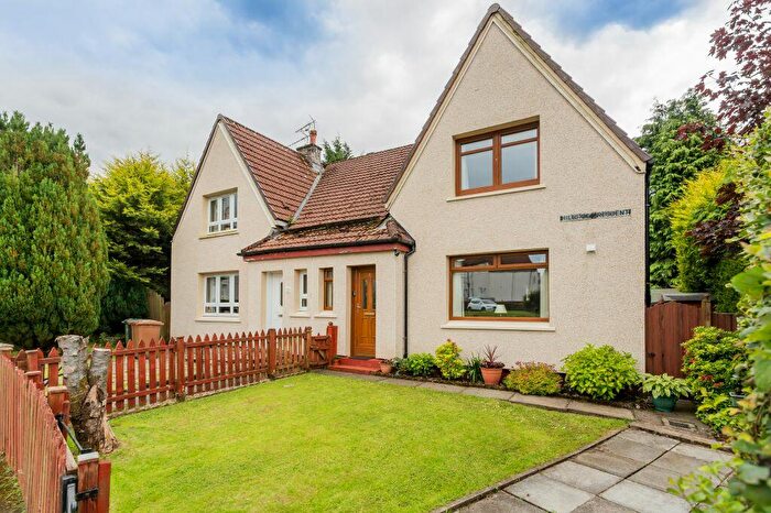 3 Bedroom Semi-Detached Villa For Sale In Hillside Crescent, Neilston, G78