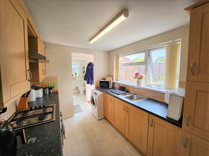 2 Bedroom End Of Terrace House For Sale In Leesland Road, Gosport, Hampshire, PO12