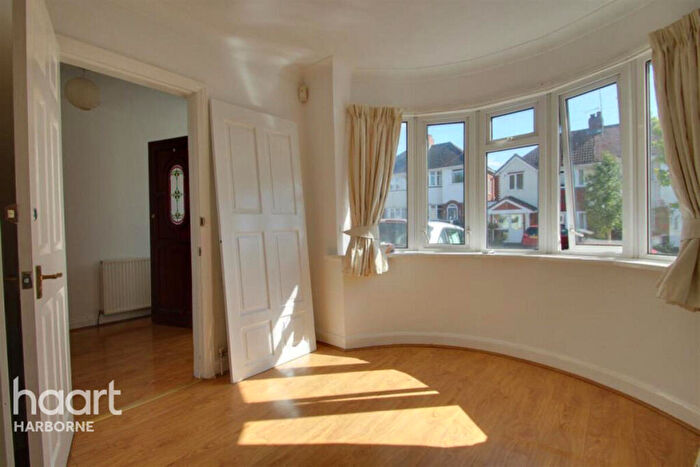 3 Bedroom Semi Detached House To Rent In Bent Avenue, Quinton, B32