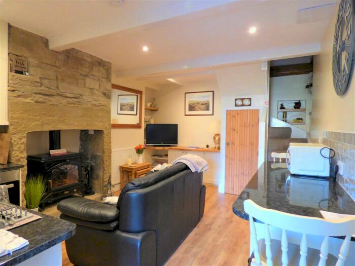 1 Bedroom House To Rent In Ivy Bank Lane, Keighley, BD22