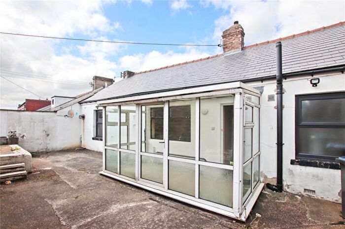 3 Bedroom Flat To Rent In St. Ives Road, Consett, County Durham, DH8