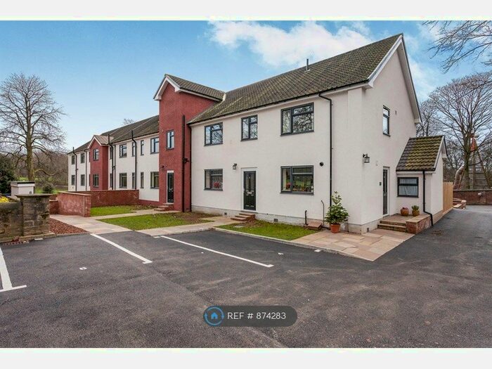 3 Bedroom Terraced House To Rent In Clifton Park View, Rotherham, S65