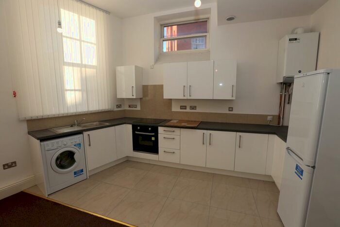 2 Bedroom Flat To Rent In Railway Terrace, Derby, DE1