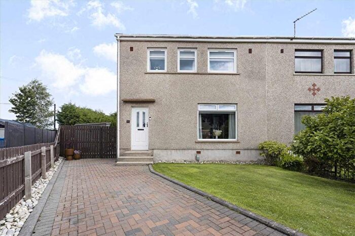 3 Bedroom Semi-Detached House For Sale In Bank Street, FK3