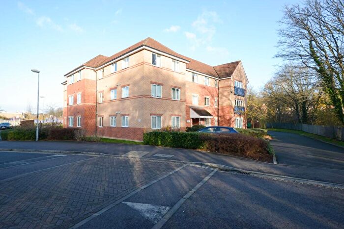 2 Bedroom Apartment To Rent In Wain Avenue, Chesterfield, S41
