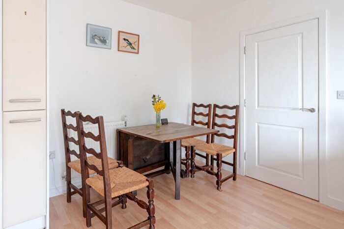 2 Bedroom Apartment For Sale In Spring Drive, Trumpington, CB2