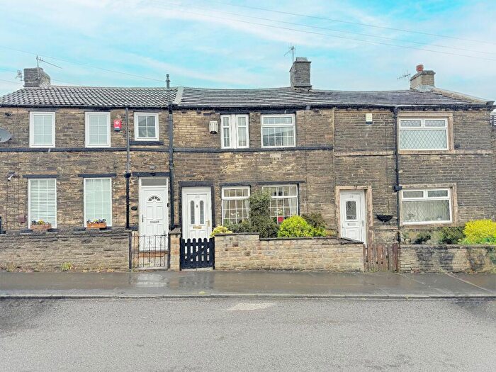 2 Bedroom Terraced House For Sale In Old Road, Horton Bank Top, Bradford, BD7