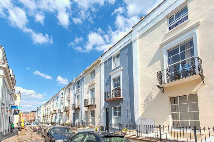 1 Bedroom Flat To Rent In Oakfield Place, Clifton, Bristol, BS8